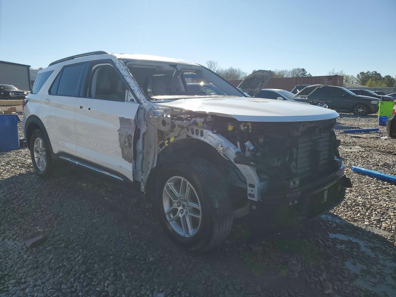 2025 Ford Explorer Active - Фото 4