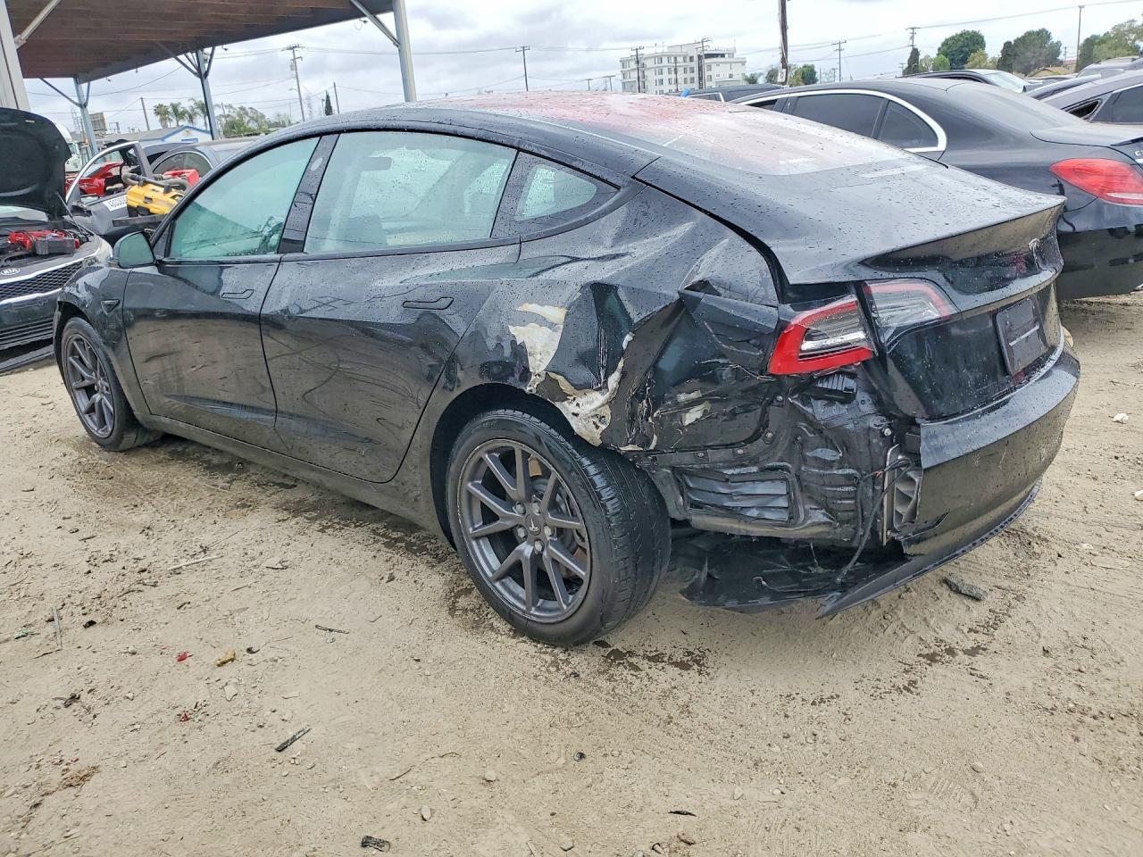 2017 Tesla Model 3 - Image 2