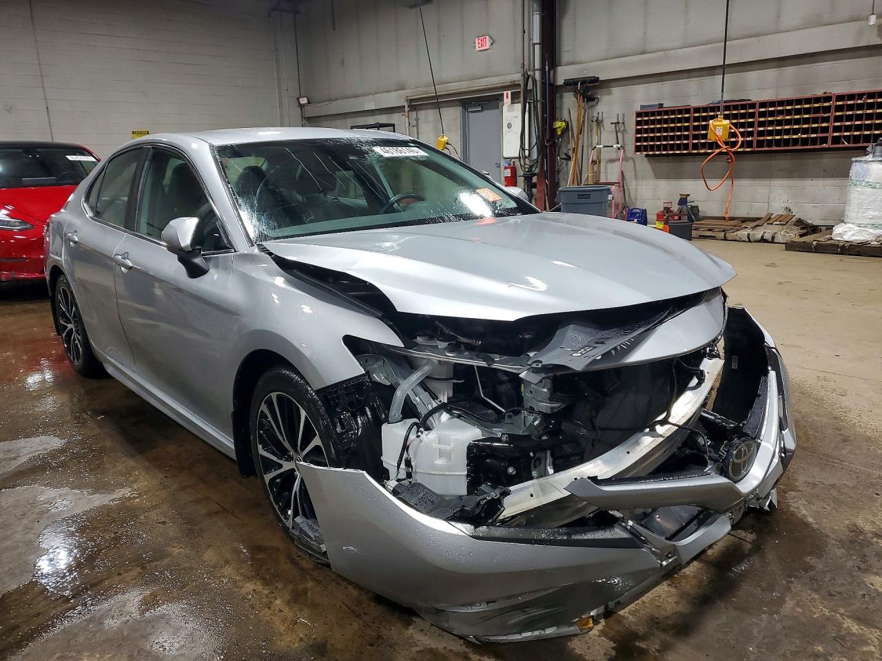 2020 Toyota Camry Se - Image 4