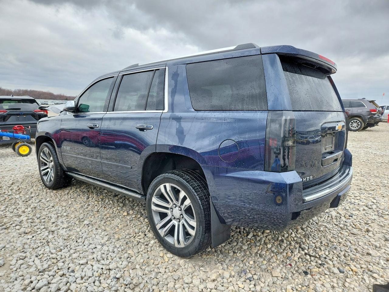 2017 Chevrolet Tahoe C1500 Premier - Image 2