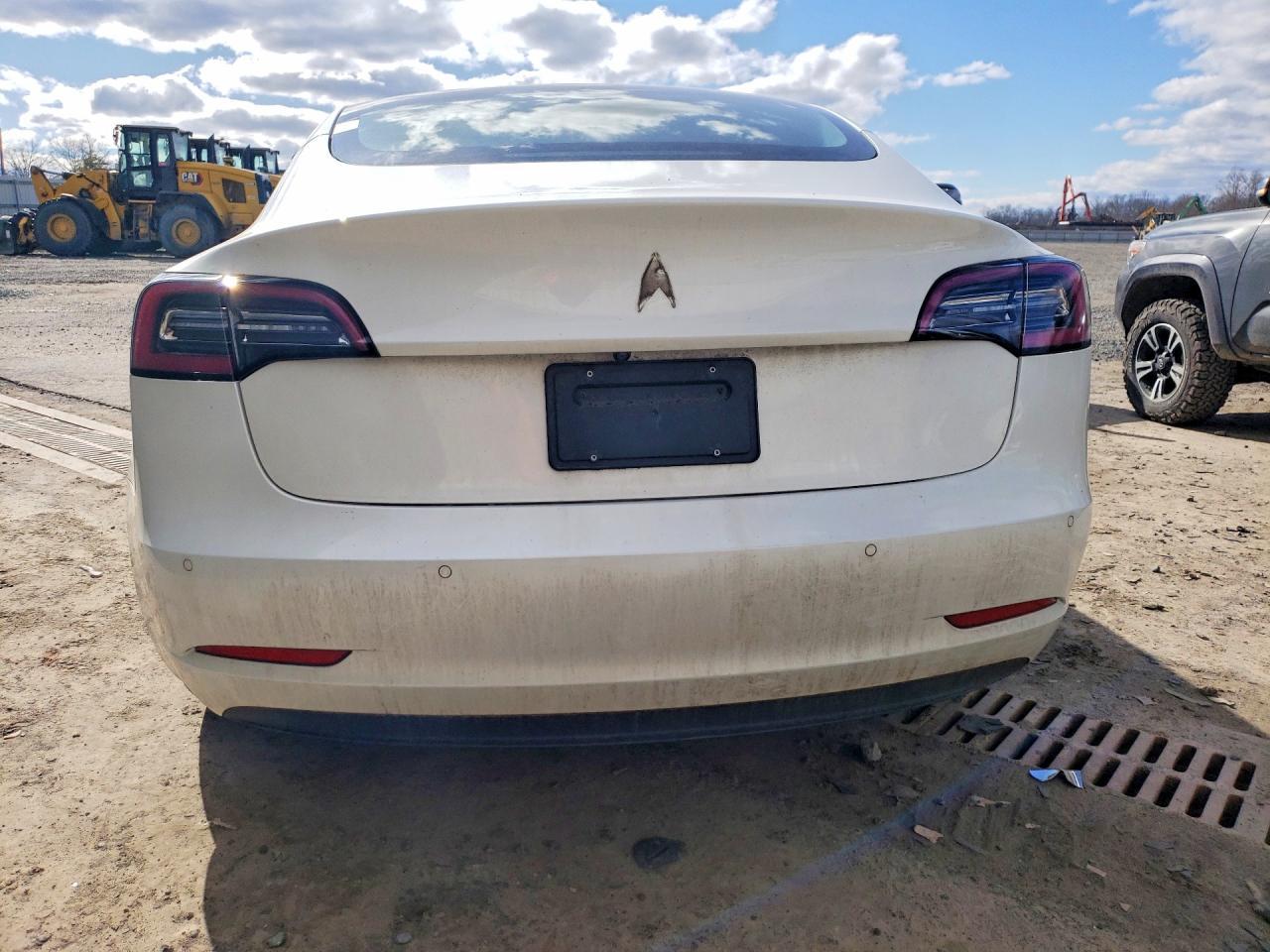 2021 Tesla Model 3 - Image 6
