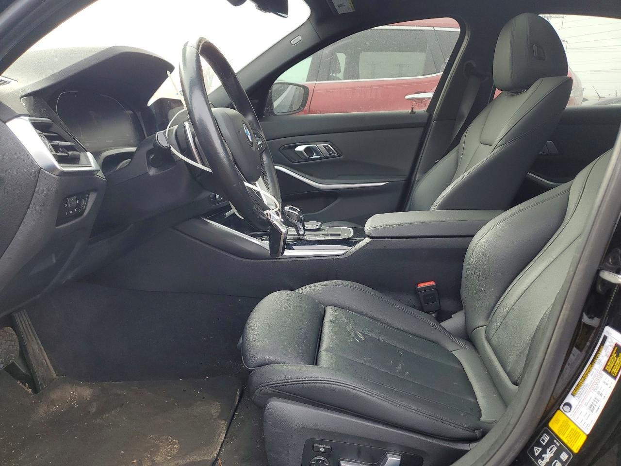 2019 BMW 330Xi - Image 7