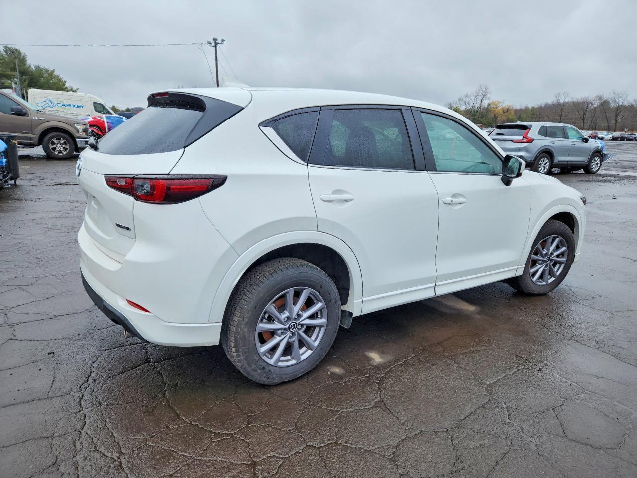 2025 Mazda Cx-5 Preferred - Фото 3