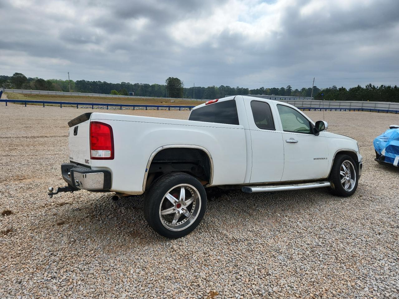 2007 GMC New Sierra C1500 - Фото 3