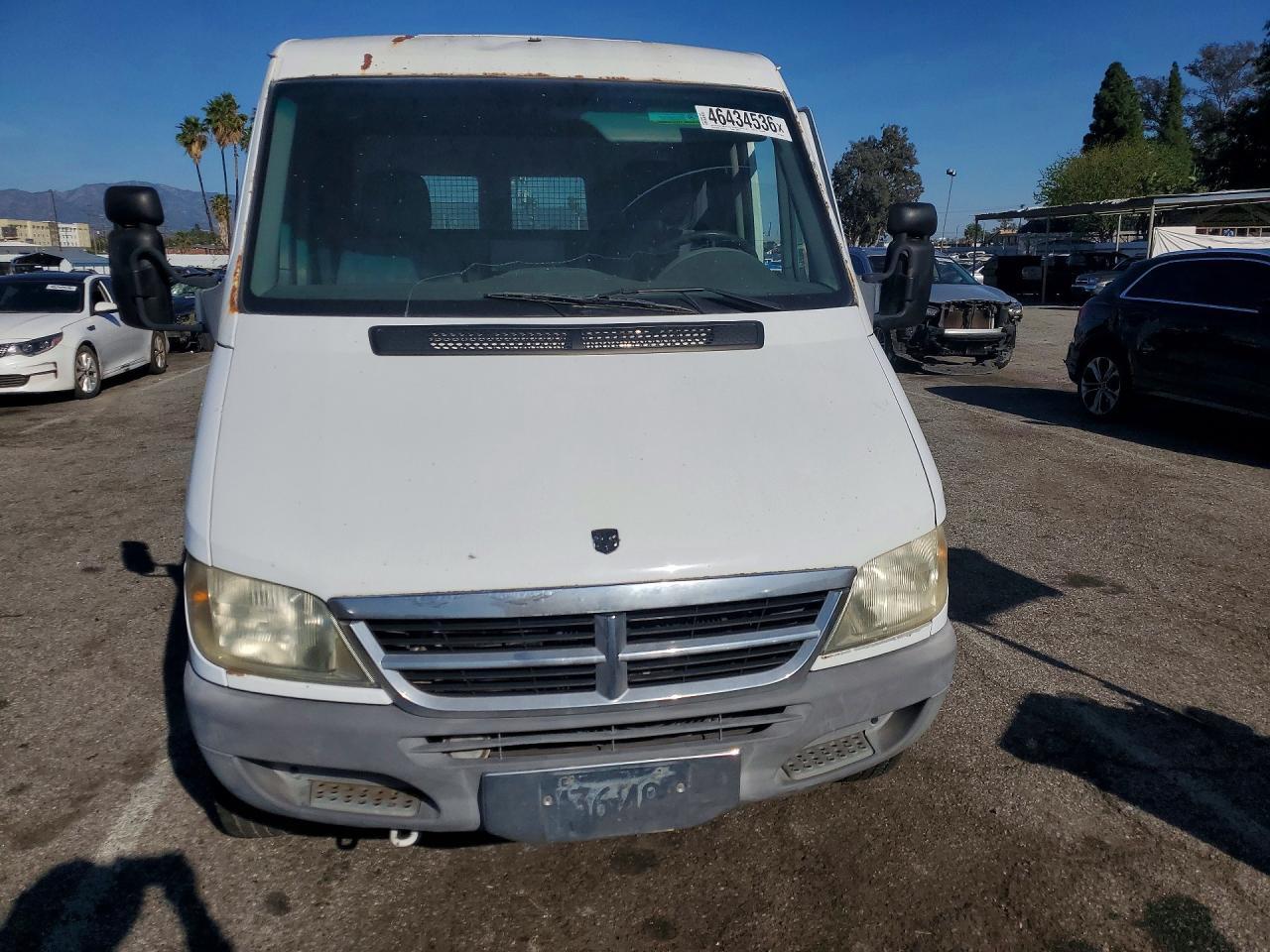 2006 Dodge Sprinter 2500 Delivery Van - Фото 5