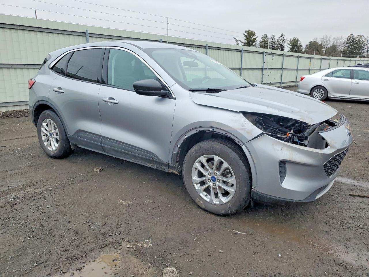 2022 Ford Escape Se - Фото 4