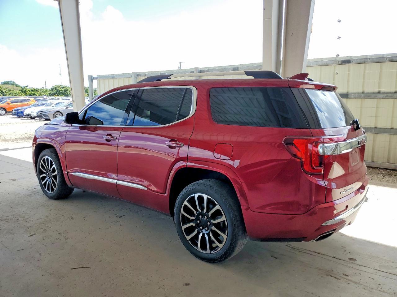 2020 GMC Acadia Denali - Фото 2