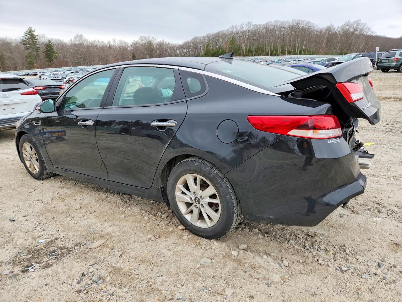 2017 Kia Optima - Фото 2