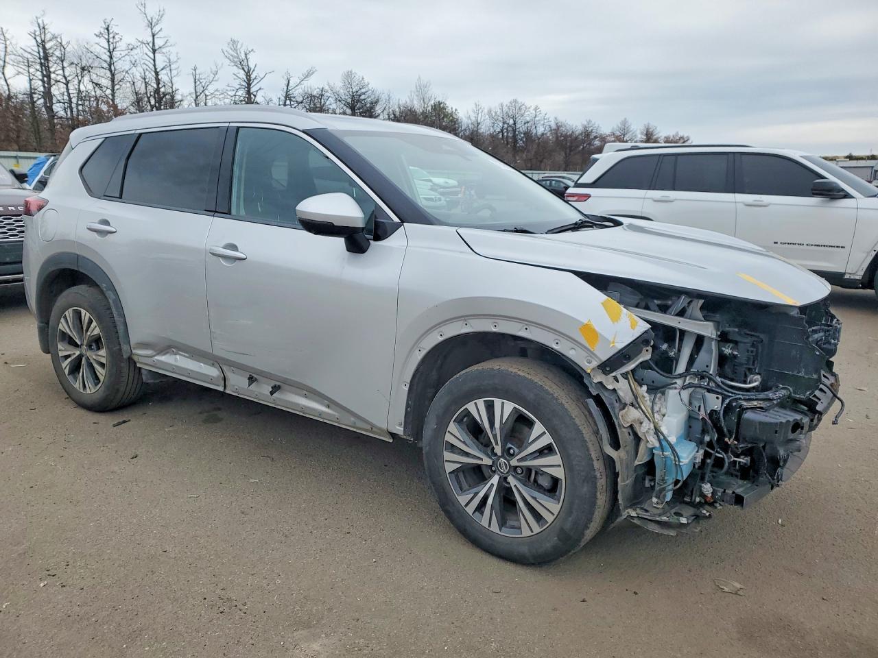 2021 Nissan Rogue Sv - Image 4