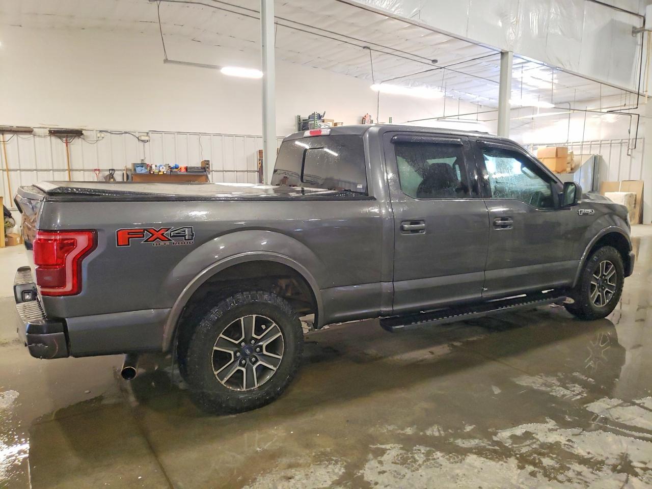 2015 Ford F150 Supercrew - Фото 3