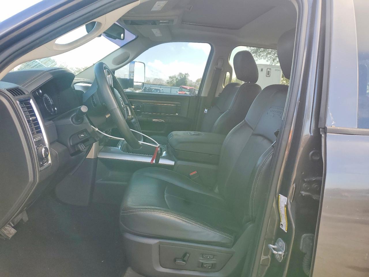 2018 Ram 2500 Laramie - Image 7