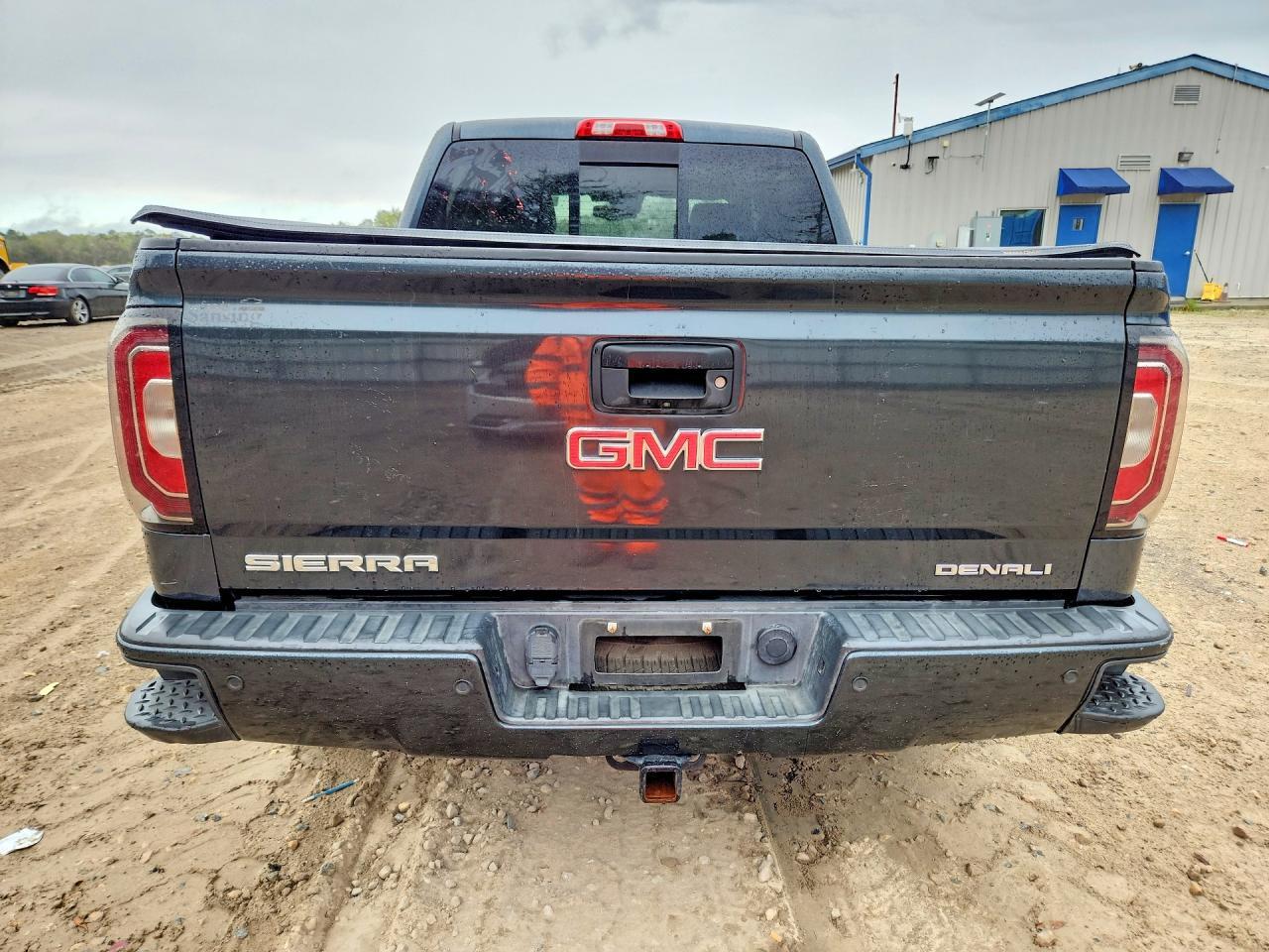 2017 GMC Sierra K1500 Denali - Image 6