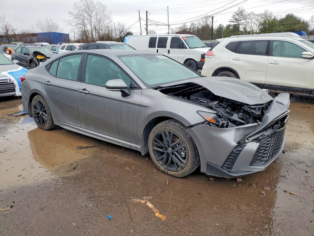 2025 Toyota Camry Se - Фото 4
