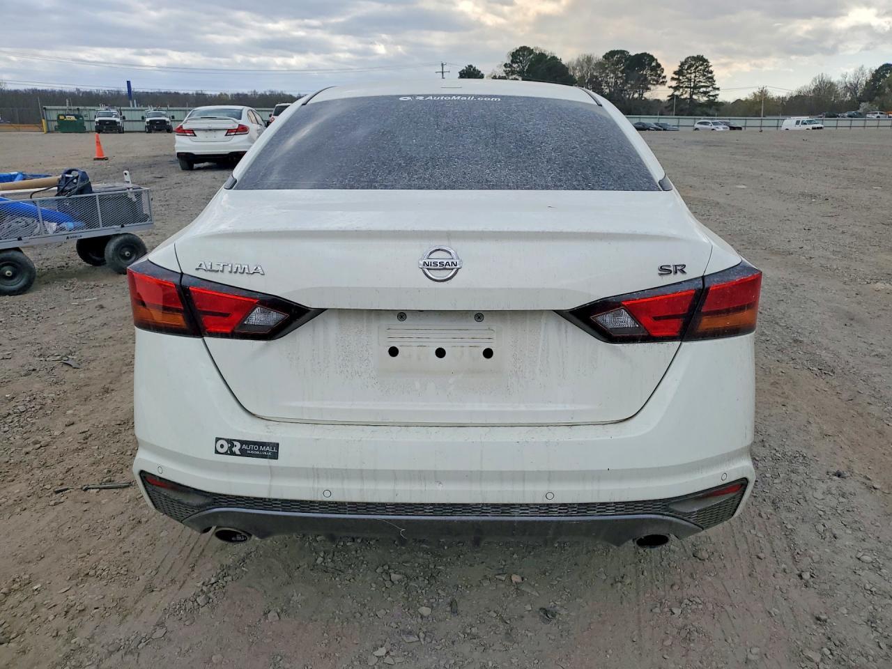 2021 Nissan Altima 2.5 Sr - Image 6