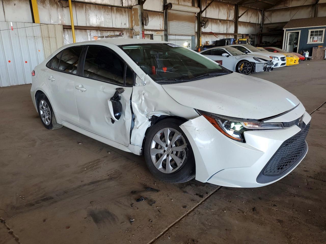 2020 Toyota Corolla Le - Фото 4