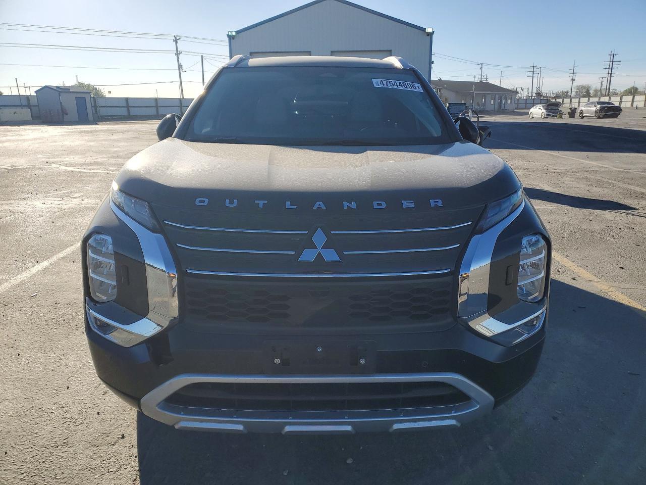 2025 Mitsubishi Outlander Sel - Image 5