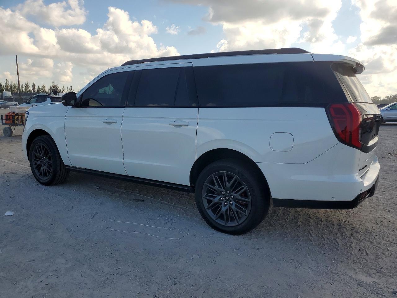 2025 Ford Expedition Max Platinum - Фото 2