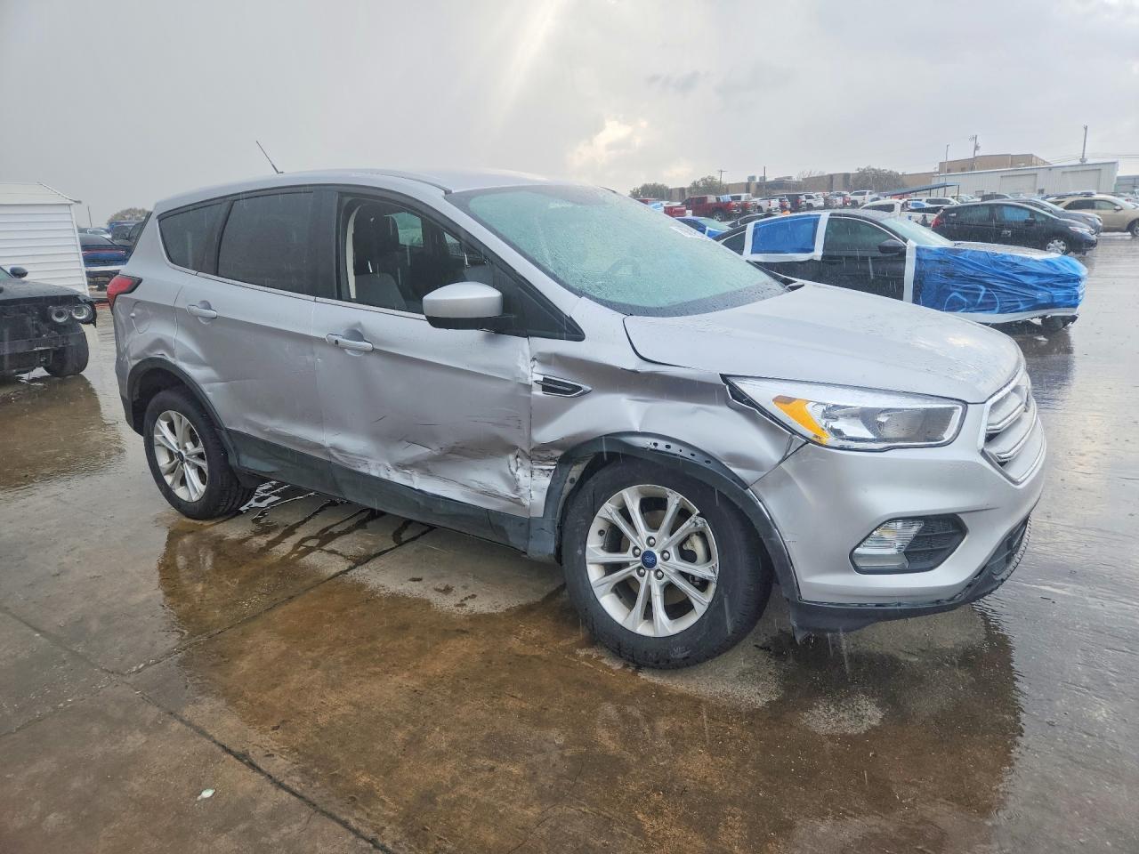 2019 Ford Escape Se - Фото 4