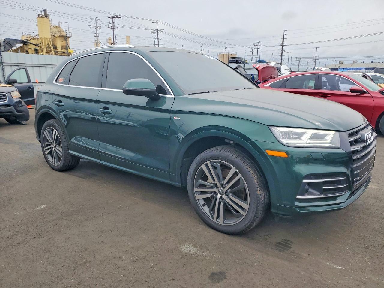 2020 Audi Q5 E Premium Plus - Фото 4