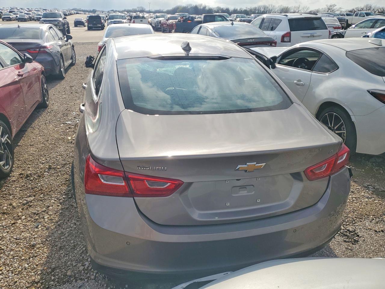 2024 Chevrolet Malibu Lt - Фото 6