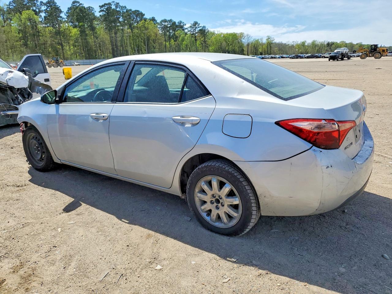 2018 Toyota Corolla Le - Фото 2