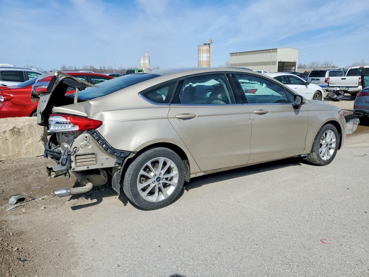 2019 Ford Fusion Se - Фото 3
