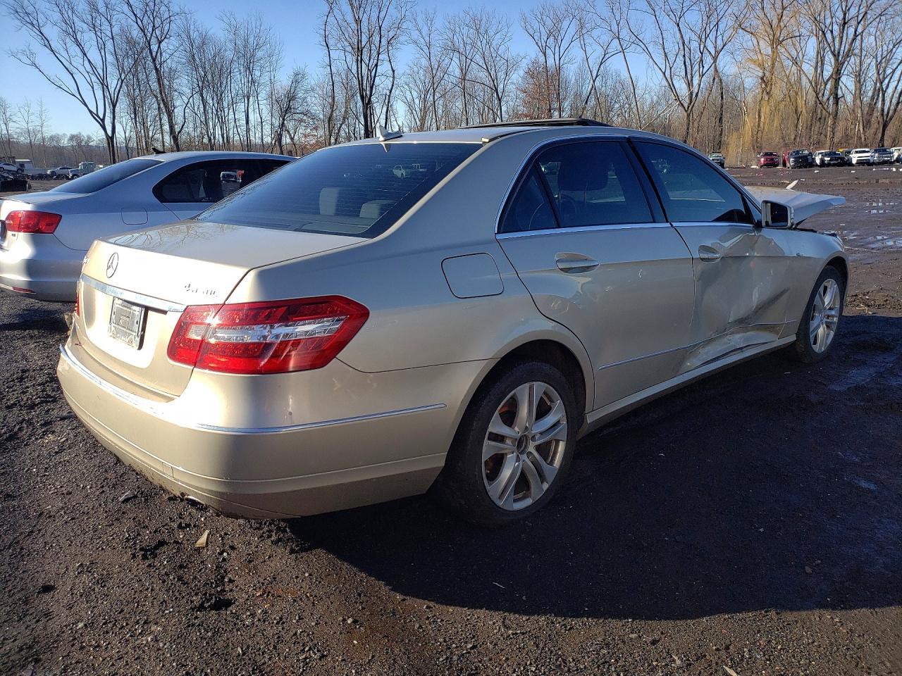 2010 Mercedes Benz E 350 4Matic - Image 3