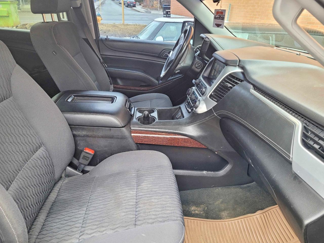 2017 GMC Yukon Xl K1500 Sle - Image 5