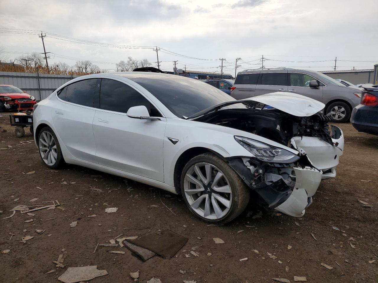 2020 Tesla Model 3 - Image 4