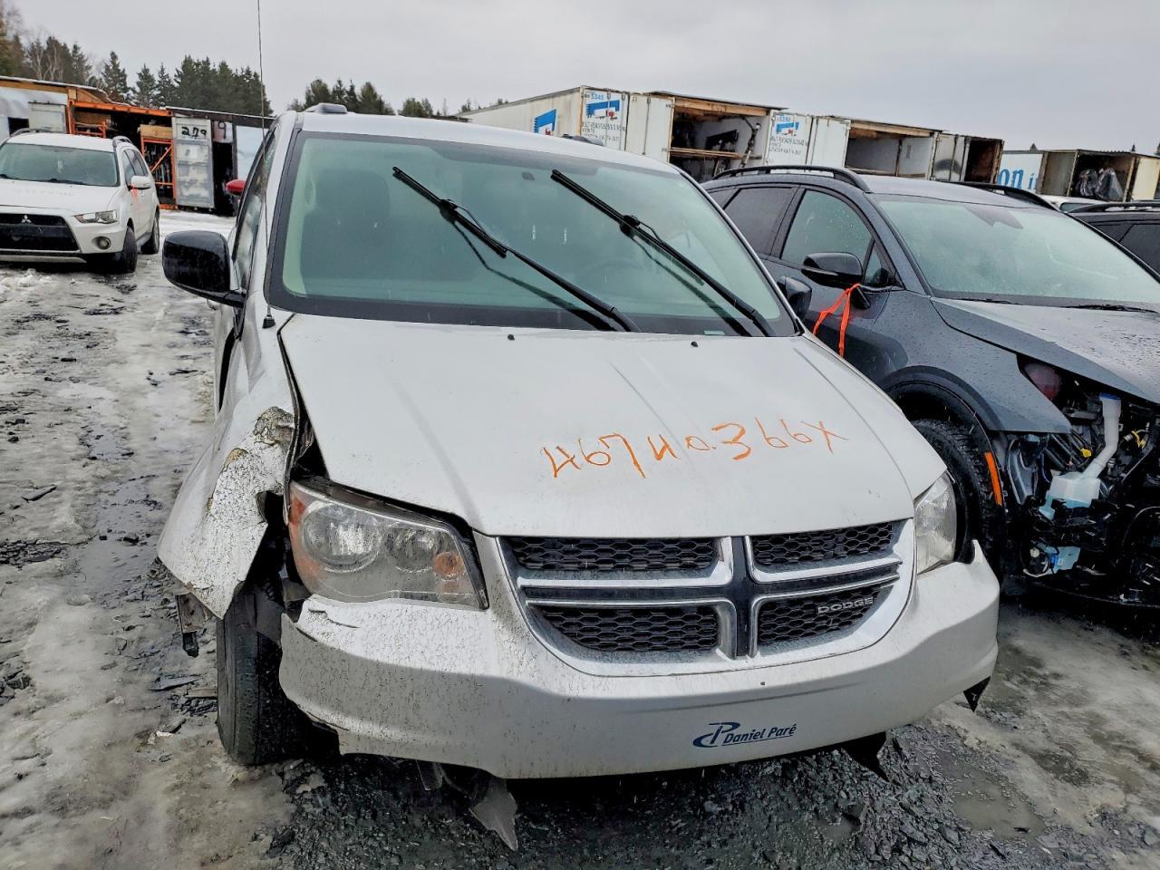 2011 Dodge Grand Caravan Express - Фото 5