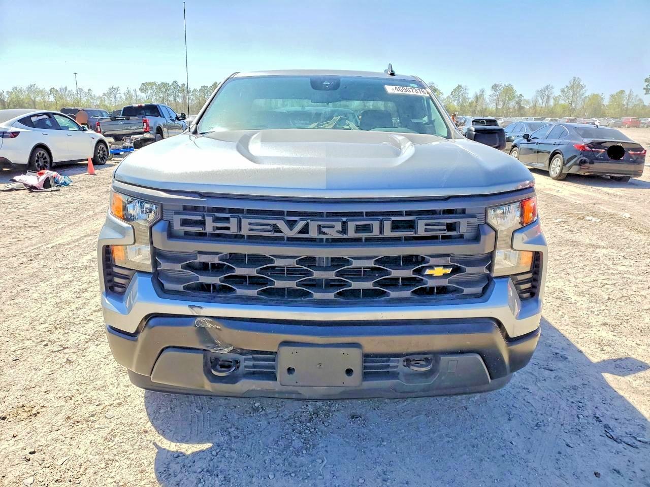 2025 Chevrolet Silverado C1500 - Image 5