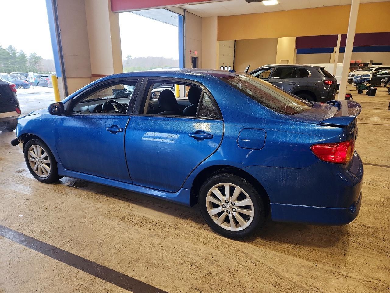 2009 Toyota Corolla S - Фото 2