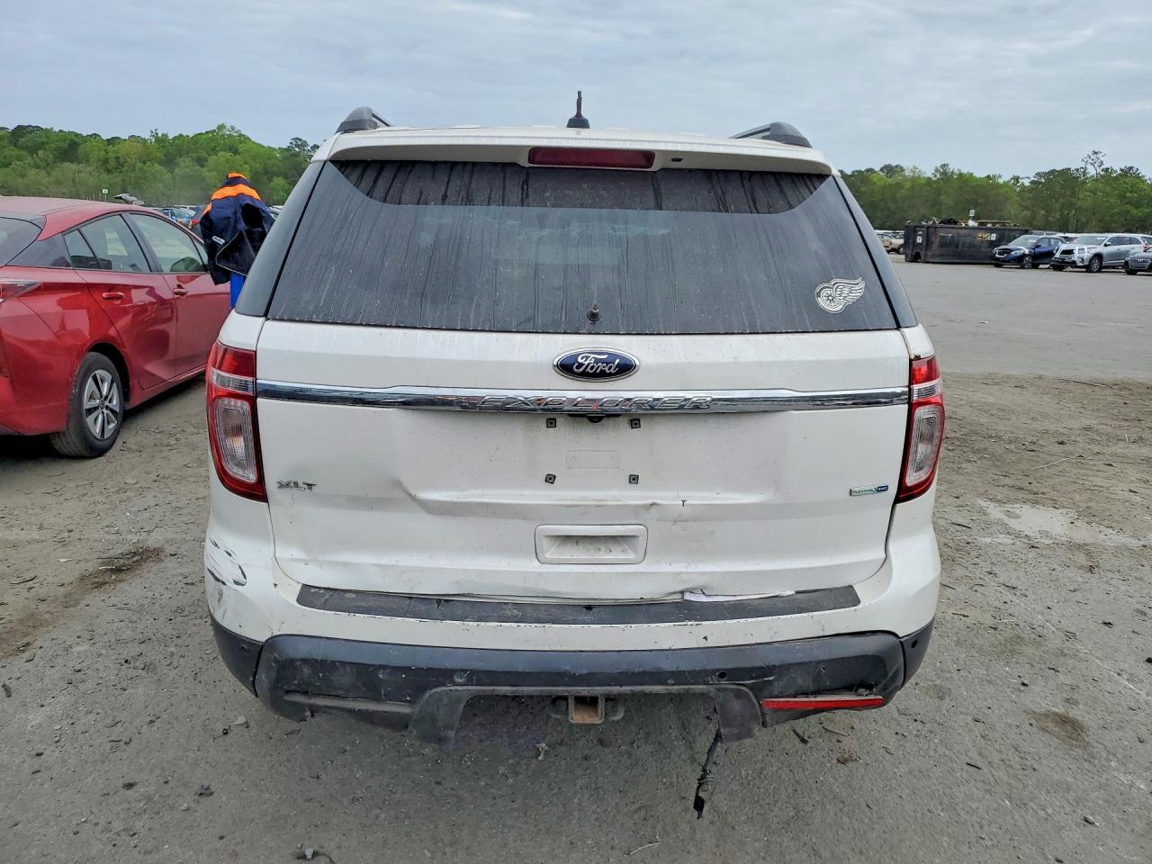 2013 Ford Explorer Xlt - Image 6