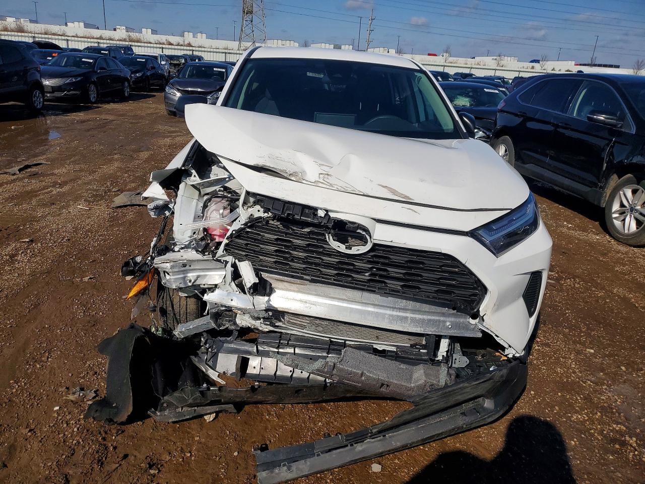 2025 Toyota Rav4 Le - Фото 5