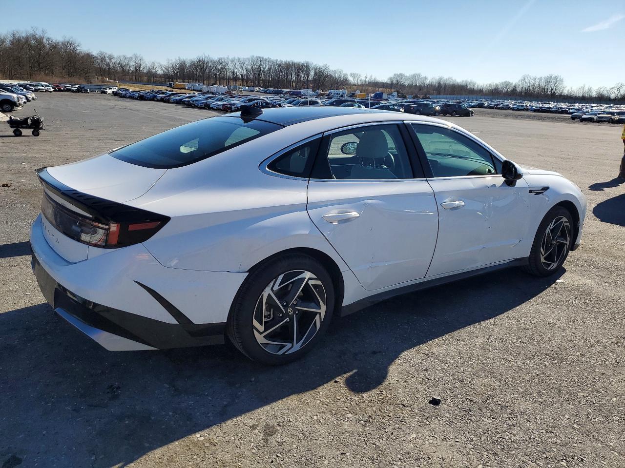 2025 Hyundai Sonata Sel Convenience - Image 3