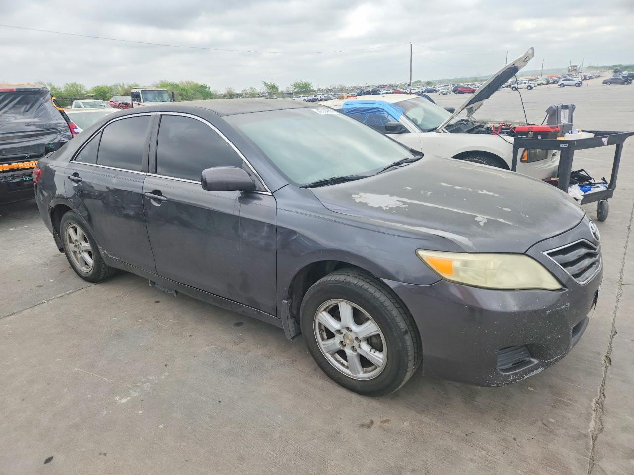 2010 Toyota Camry Base - Фото 4