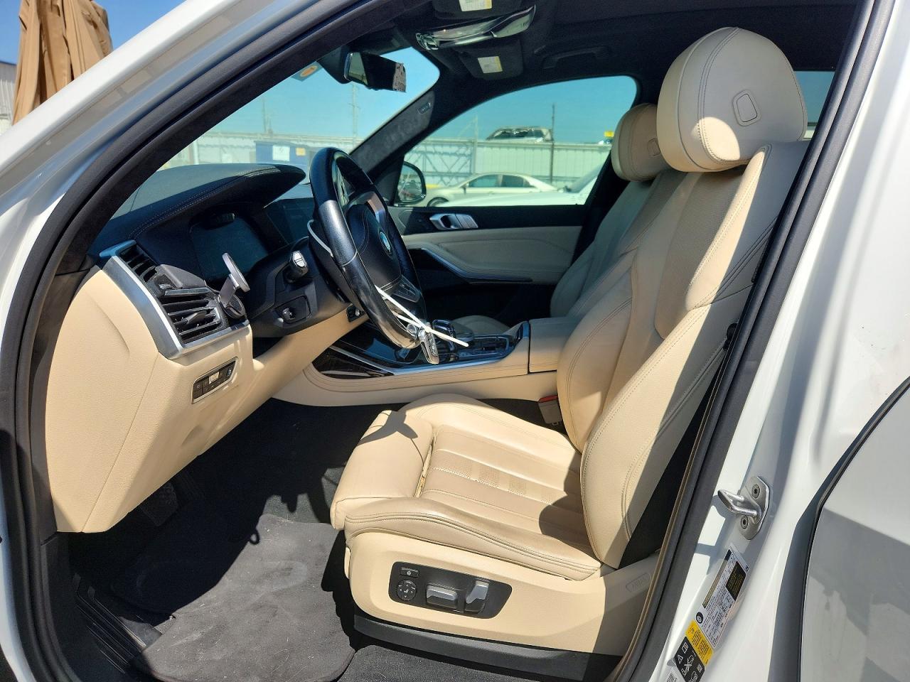 2020 BMW X7 xDrive40I - Фото 7