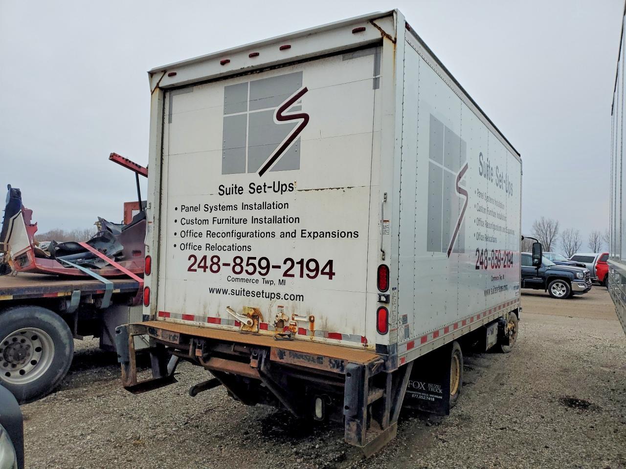 2014 Isuzu Npr Delivery Truck - Image 3
