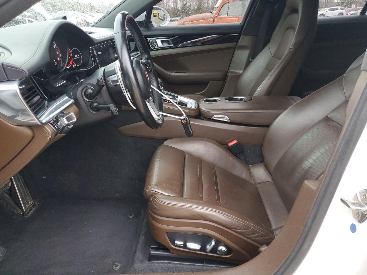 2017 Porsche Panamera 4S - Image 7