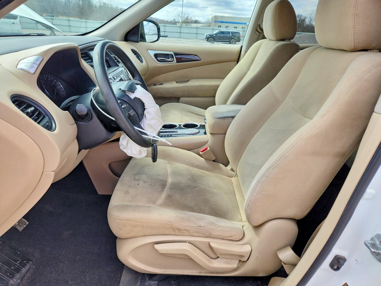 2016 Nissan Pathfinder S - Фото 7