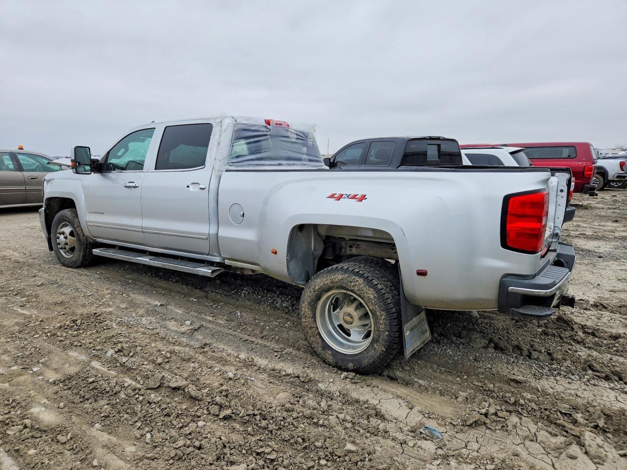 2019 Chevrolet Silverado K3500 Ltz - Image 2