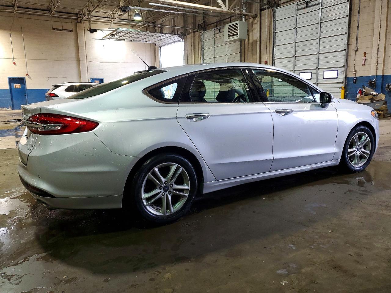 2018 Ford Fusion Se - Фото 3