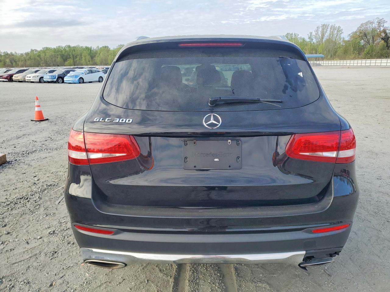 2018 Mercedes-Benz Glc 300 - Image 6