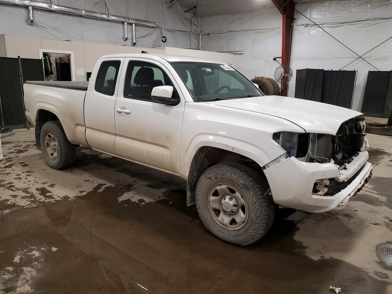 2016 Toyota Tacoma Sr - Фото 4