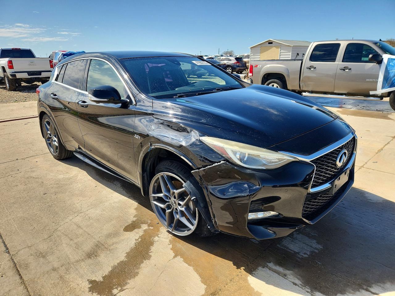 2017 Infiniti Qx30 Sport - Image 4