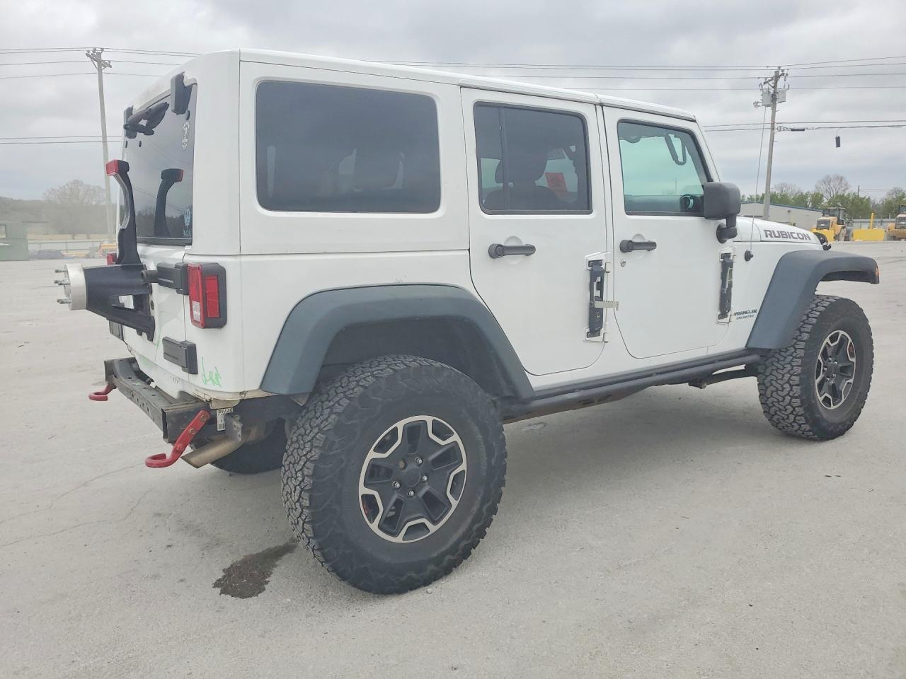 2016 Jeep Wrangler Unlimited Rubicon - Image 3