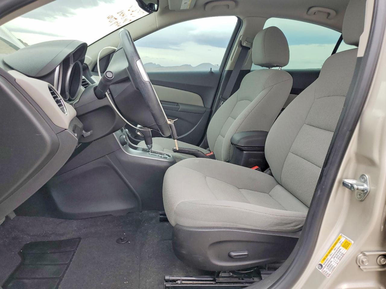2014 Chevrolet Cruze Lt - Image 7