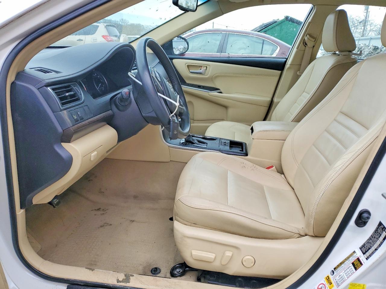2017 Toyota Camry Xle - Image 7