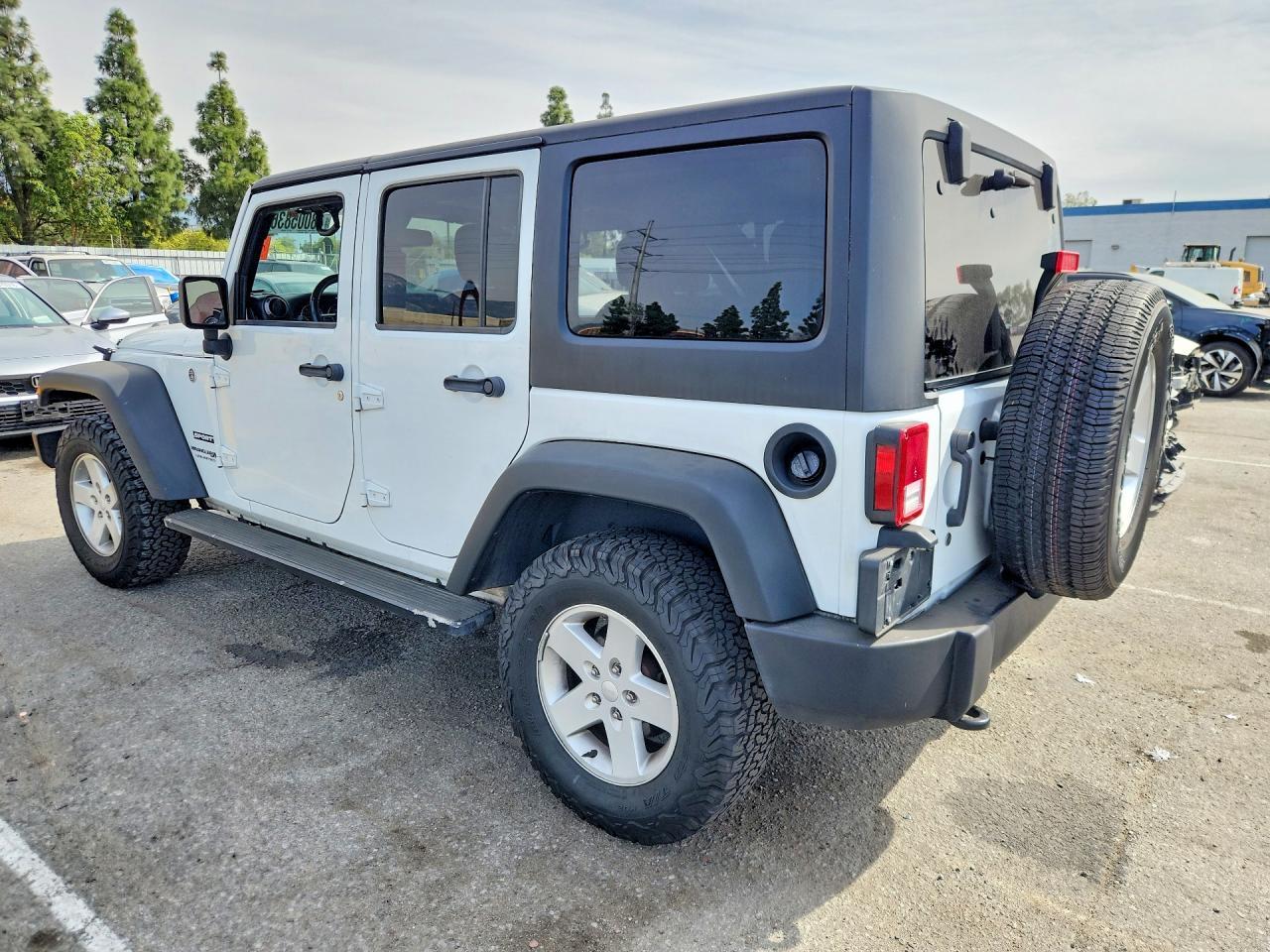 2018 Jeep Wrangler Unlimited Sport - Фото 2