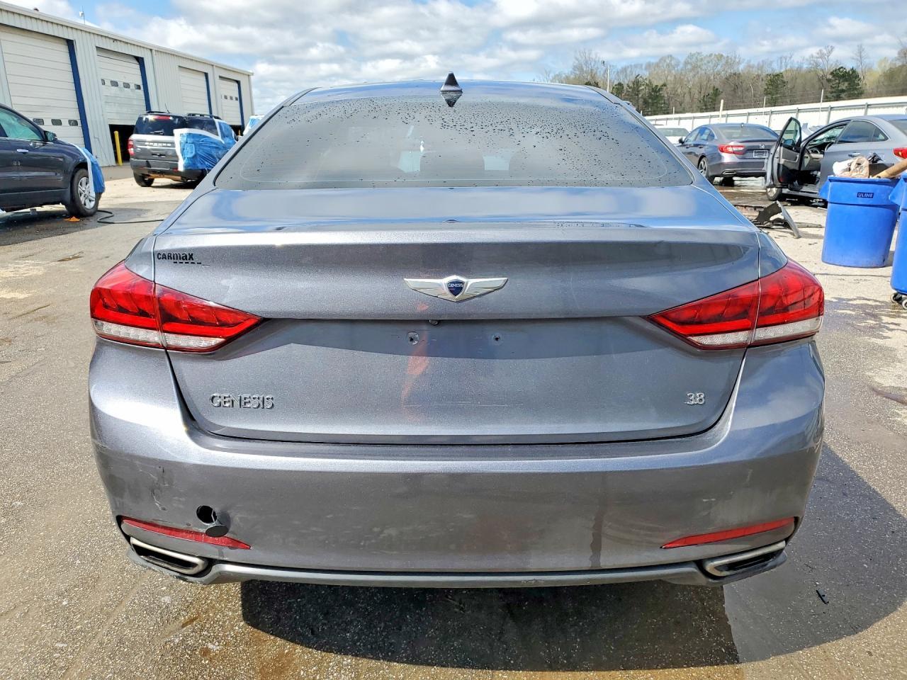 2016 Hyundai Genesis 3.8L - Фото 6